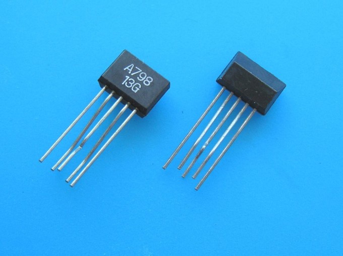 Tranzistor 2SA798 PNP 50V 0,1A 0,2W