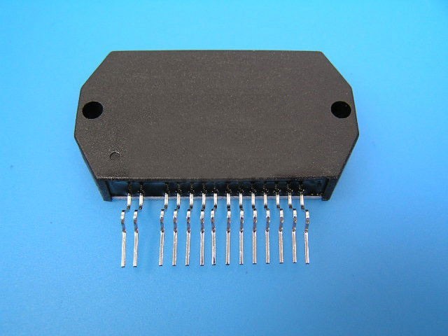 Koncový NF stupeň STK402-070