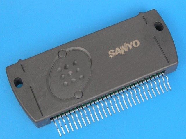 STK428-640 - Výkonný koncový stupeň triedy D