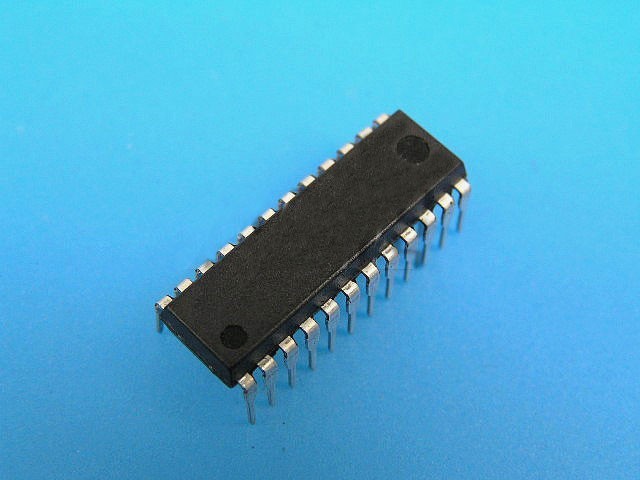 LC7218 AM/FM PLL Syntéza