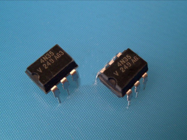 Optočlen 4N35 3.5kV 50V 0.1A