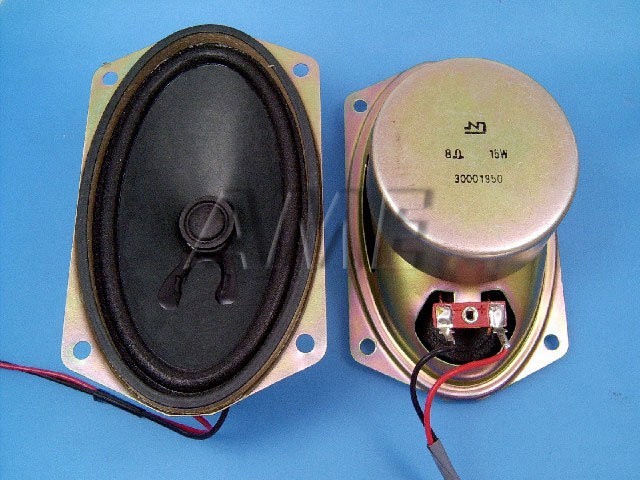 Širokopásmový reproduktor TV 8 Ohm 15W