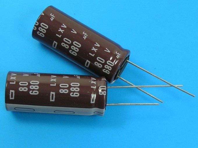 680uF/80V - 105°C Nippon LXV elektrolytický kondenzátor s nízkou ESR
