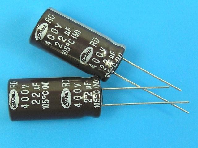 22uF/400V - 105°C Elektrolytický Kondenzátor Samwha RD