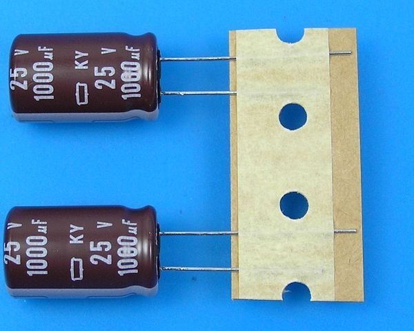 Kondenzátor elektrolytický 1000uF/25V Nippon KY, 105°C, nízka impedance, dlhá životnosť