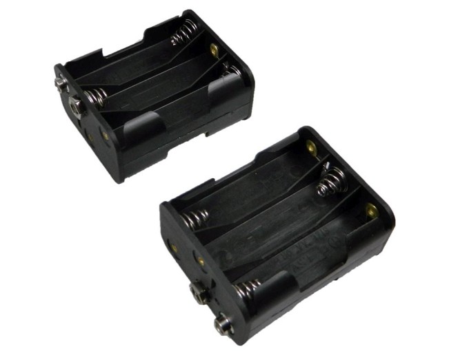 Puzdro na batérie 6x AA s vývodom 9V / 6F22