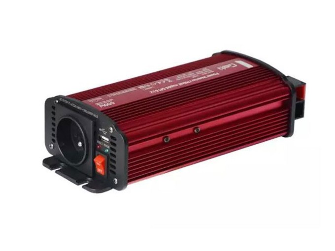 Menic napätia 12V/230V 600W s USB Geti GPI 612