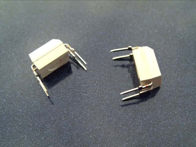 Optočlen TLP621 a TLP421 pre impulzné zdroje