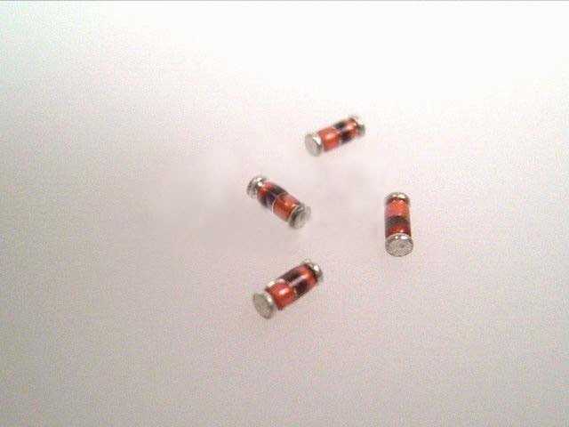 Dióda 1N4148 SMD 100V 200mA