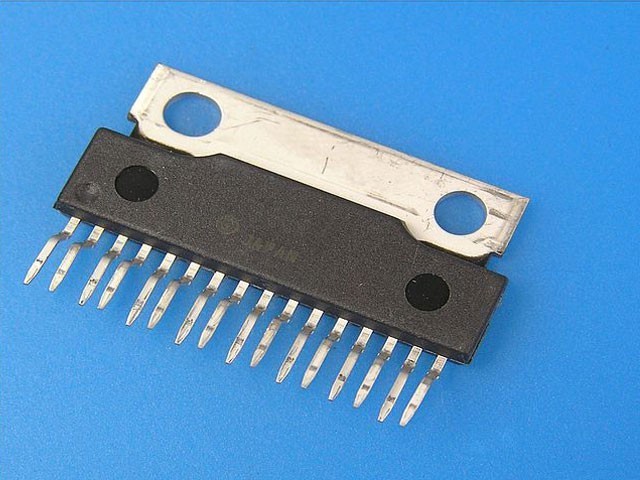 NF-KS 18V 5A 2x22W Mústek