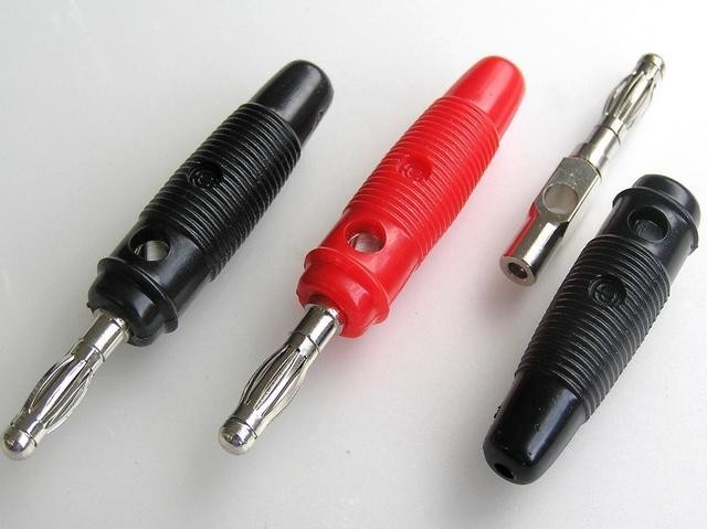 Banánek 10A s prídavnou zdierkou - čierny BC-025/B