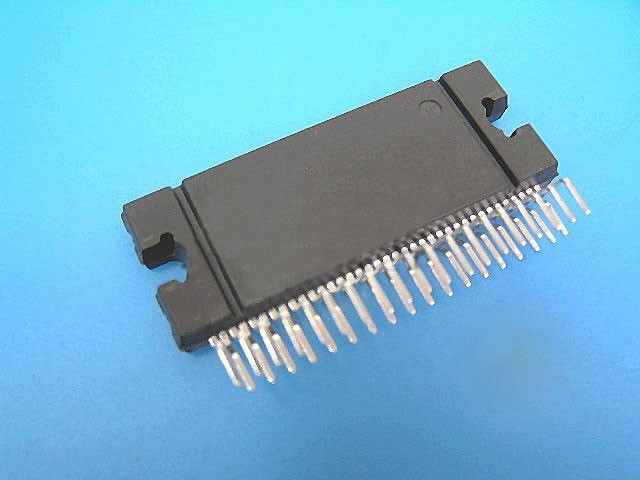 TDA8588 / TDA8588J - Integrovaný obvod 18V 4x50W