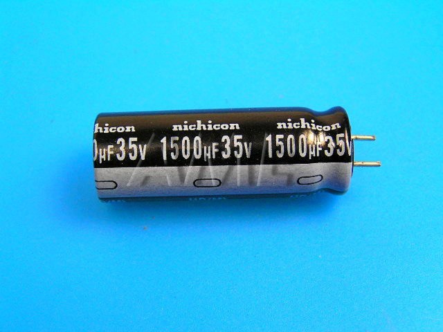 Nichicon HD 1500uF/35V 105°C Elektrolytický Kondenzátor Low ESR
