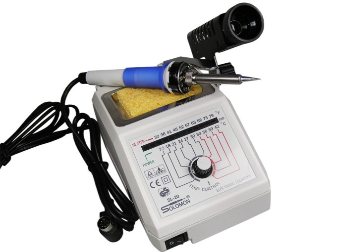 Súpravná stanica SOLOMON PENSOL SL20