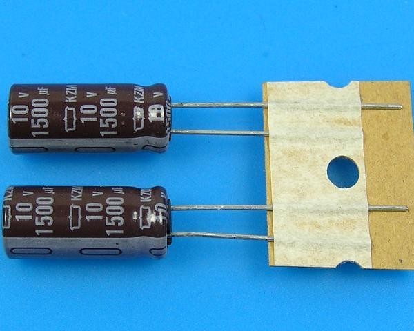 Nippon KZM 1500uF/10V Kondenzátor - 105°C, nízky ESR, dlhá životnosť