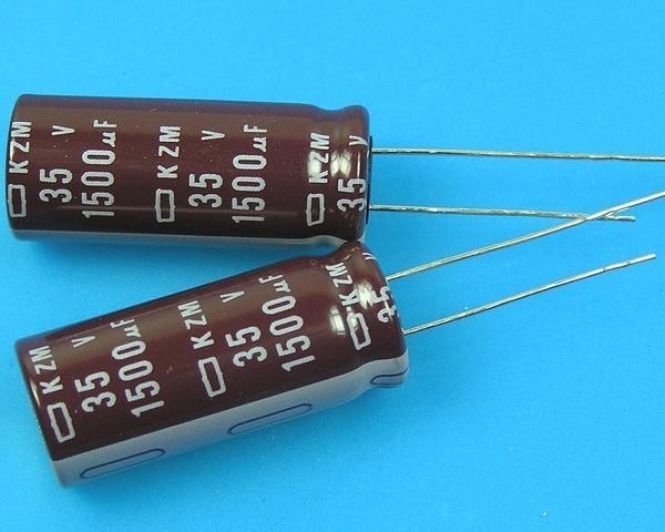 Kondenzátor elektrolytický 1500uF/35V Nippon KZM, nízky ESR, dlhá životnosť