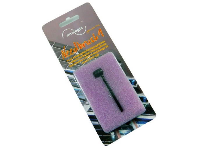 Gramo kartáčik Needbrush 1 na čistenie hrotu prenosky