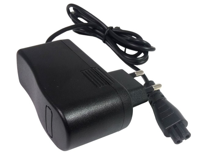 Napájací adaptér pre holiaci strojček Remington F3000