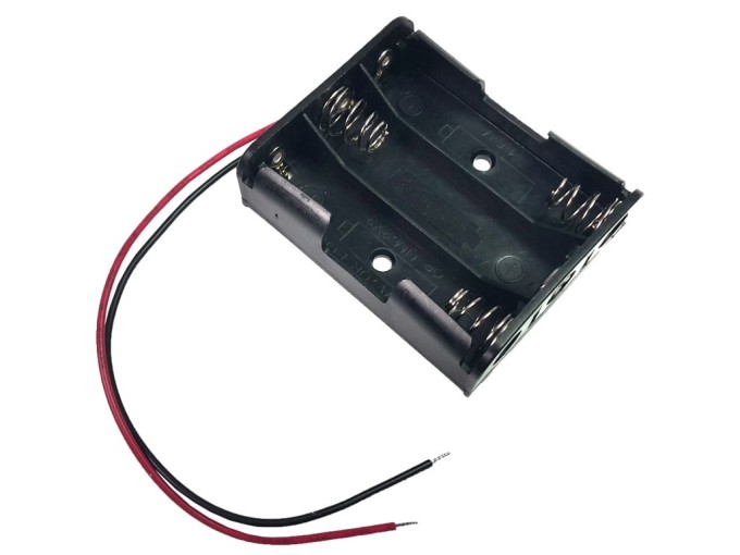 Puzdro na batérie 3x AA s vývodom vodiča