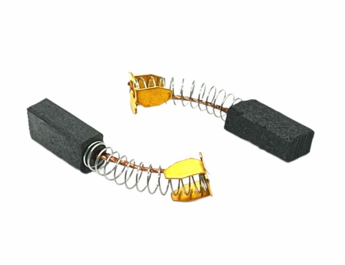 Uhlíky Hitachi 333631 pre elektromotory, 2ks, 5,9 x 8,8 x 17 mm