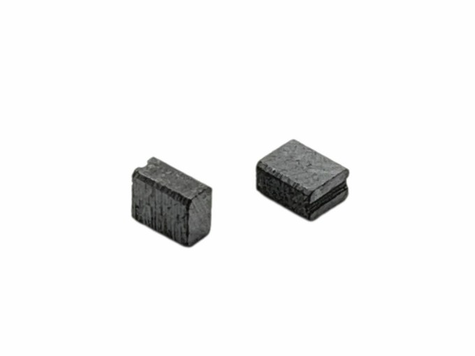 Uhlíkové kartáče 4.4 x 6.9 x 8.2 mm do elektromotorov - balenie 2 ks