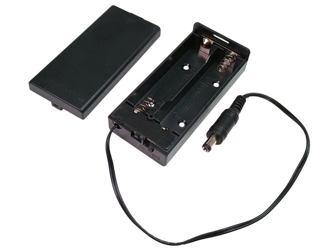 Puzdro na batérie 2x 18650 s vypínačom a konektorom 5.5 x 2.1mm