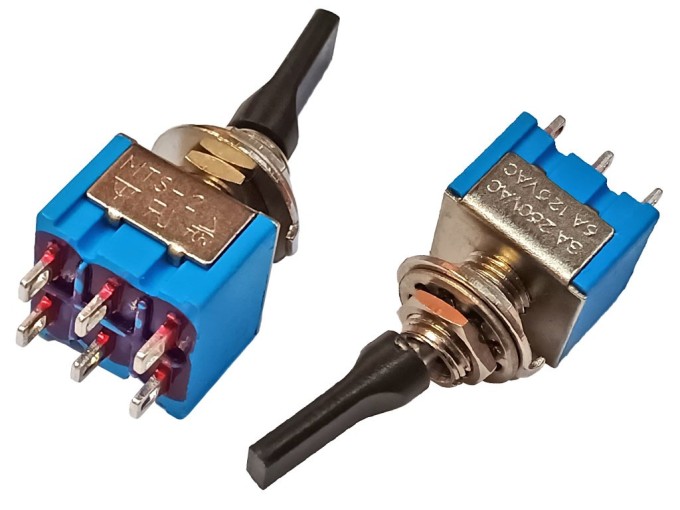 Páčkový prepínač ON-ON 3A 250V AC