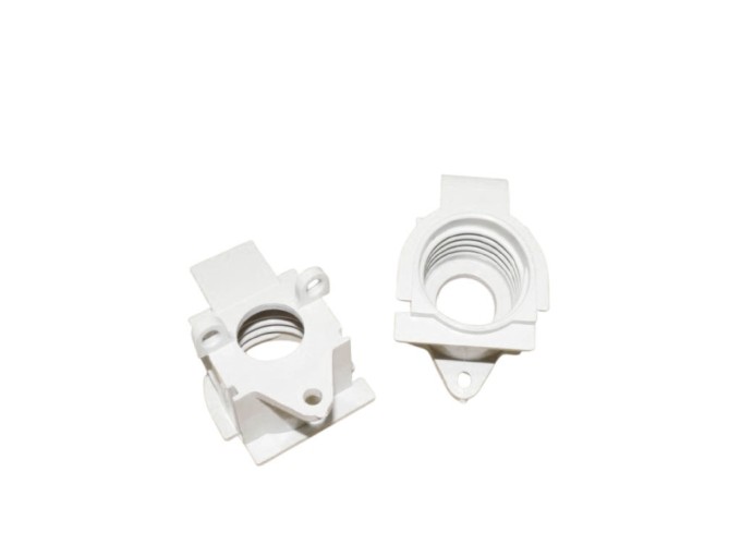 Hrdlo so závitom a príchytkou pre elektrický šľahač Eta 0042