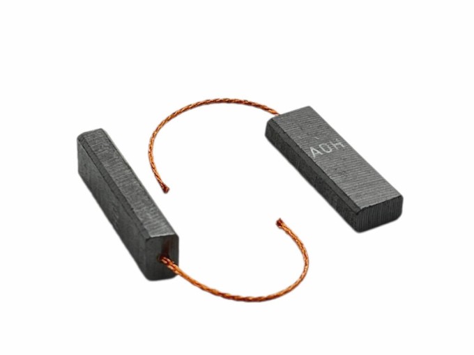 Uhlíky do elektromotora Zelmer COBRA 2000, 2ks, 6,1 x 10,8 x 34 mm