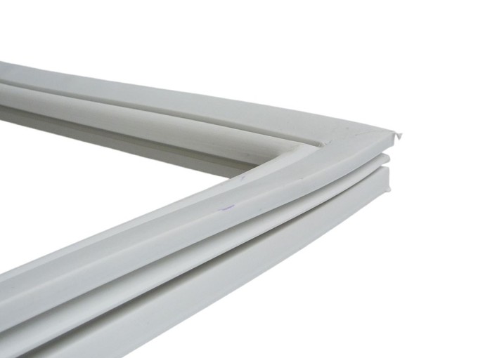 Tesniaca dverová chladnička Calex 570x1240 mm