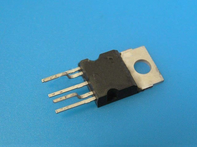 VIPer50A ST TO220 - Výkonový obvod impulzný zdroj