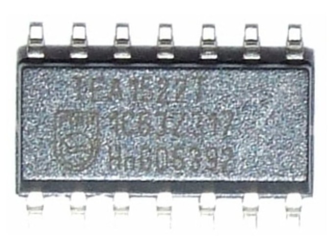 TEA1522T AC/DC Flyback Controller