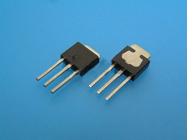 Tranzistor P-FET IRFI9634G / SFS9634G 250V 4.1A 35W