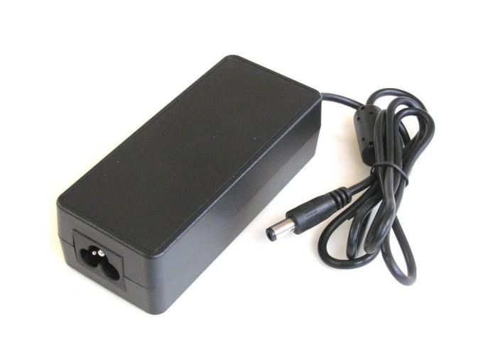 Napájací adaptér 20V 3,25A konektor 5,5x2,5 mm PSE50075 EU