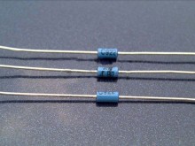 DB3-LGE Diak 2A DO35 28-36V THT