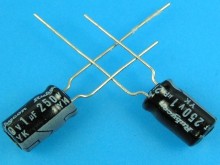 Kondenzátor elektrolytický Rubycon YK 1uF/250V 85°C