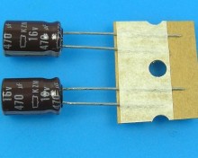 Kondenzátor elektrolytický 470uF/16V 105°C Nippon KZM - low ESR, dlhá životnosť, vysoký ripple current