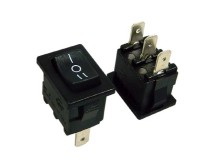 Kolébkový vypínač ARCOLECTRIC H8620VBAAC černý ON-OFF-ON