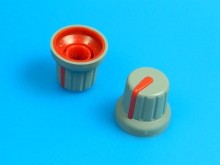 Miniatúrny gombík na potenciometer 6mm s ukazovateľom GMN-4SRD