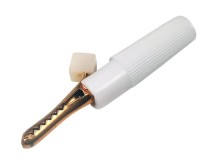 Izolovaný merací krokodíl na banánek - biely