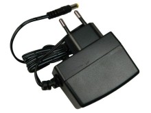 Univerzálny impulzný napájač 8.4V / 1A s konektorom 5,5x2,1mm
